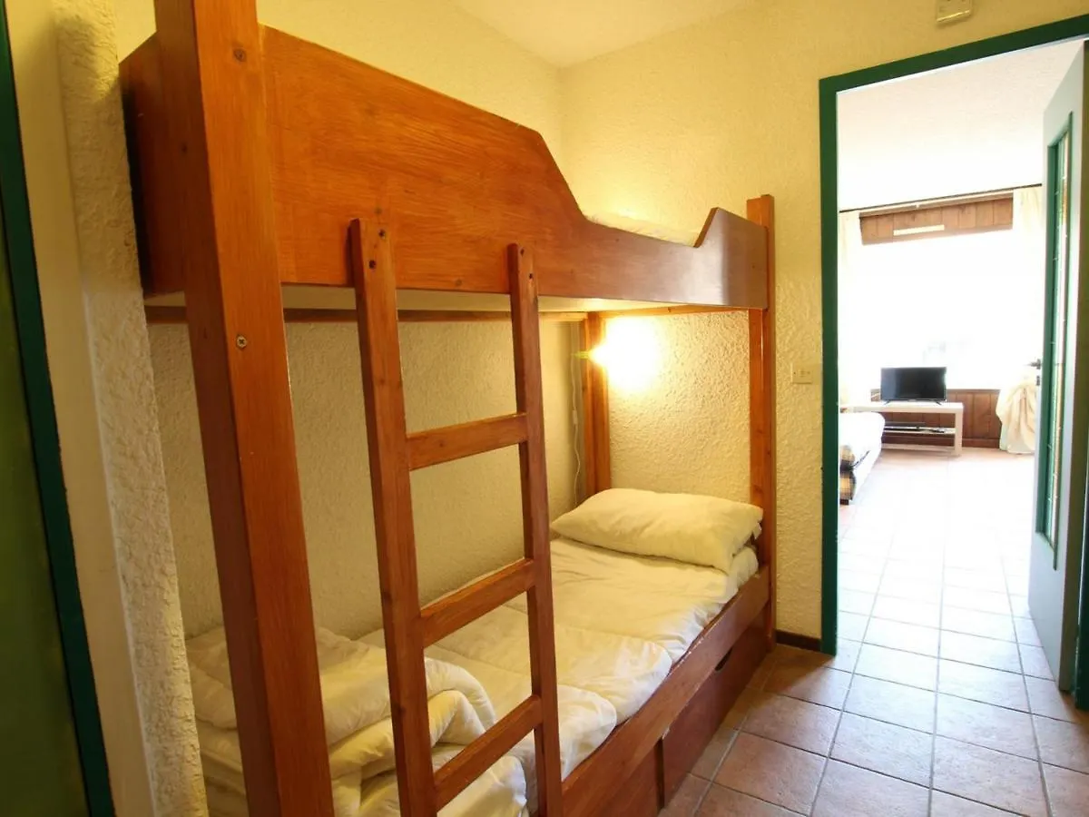 Studio Lumineux Au Pied Des Pistes Pour 4 Personnes A Montgenevre Avec Parking Privatif Et Balcon Sud - Fr-1-330D-118